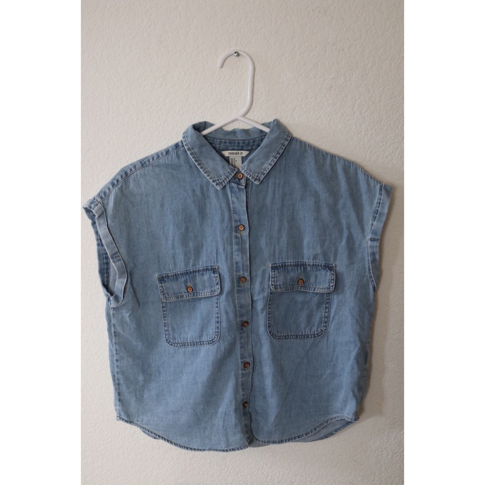 Forever 21 Button Down Short Sleeved Pocket Shirt